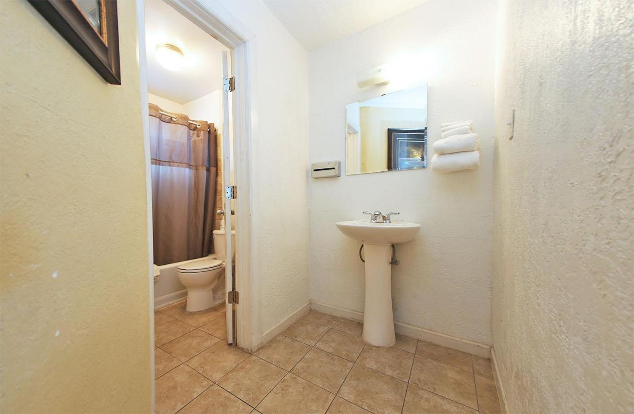 Guest Ranch Motel Τσεγιέν Εξωτερικό φωτογραφία