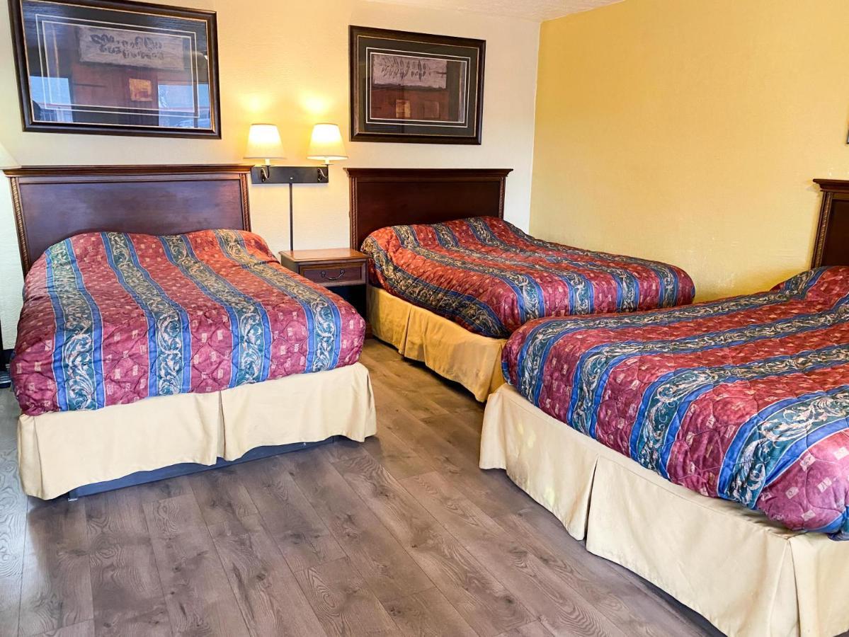 Guest Ranch Motel Τσεγιέν Εξωτερικό φωτογραφία