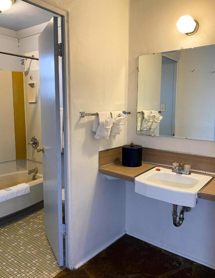 Guest Ranch Motel Τσεγιέν Εξωτερικό φωτογραφία