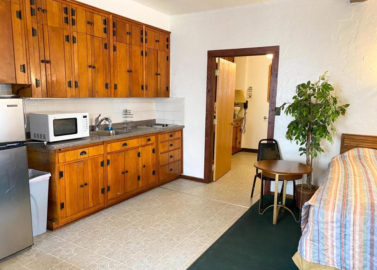 Guest Ranch Motel Τσεγιέν Εξωτερικό φωτογραφία